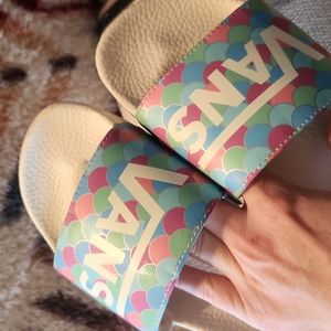 Vans 🧜‍♀️ slides